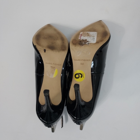 Black Patent Leather Marc Fisher STRAPPY HEELS Size 9 - Picture 5 of 5